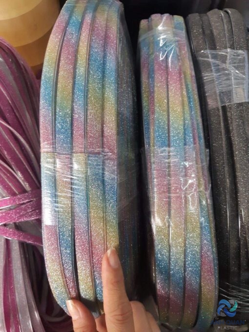 810084abaebe55e00caf