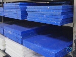 Nhua-tam-dac-MC-nylon