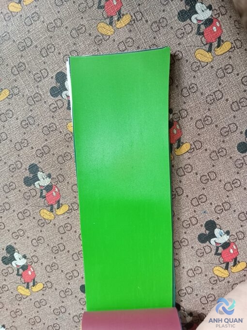BẠT PVC NHIỀU MÀU MAY KỀM CẮT MÓNG